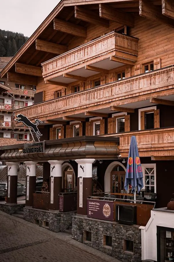 Hotel Panther'A Saalbach-Hinterglemm